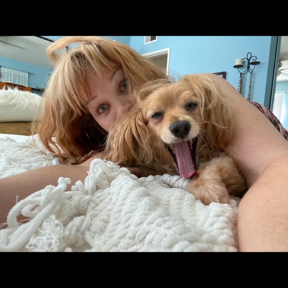 Meet your Posher, Kelly - Picture 3 of 3